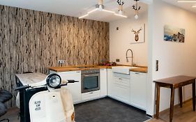 Apartment Schwarz Waldperle